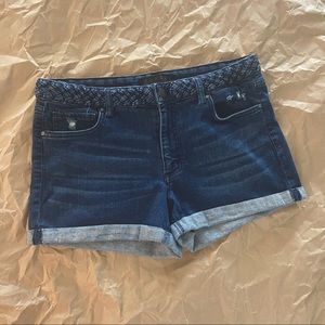 Stitch Fix (Tinsel) denim shorts, size 29